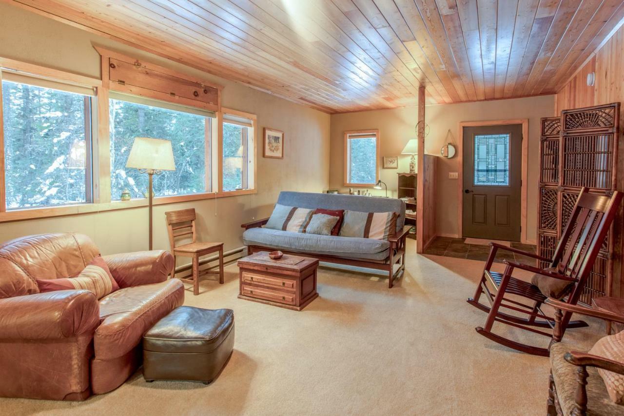 Foothill Cabin Creston Екстериор снимка
