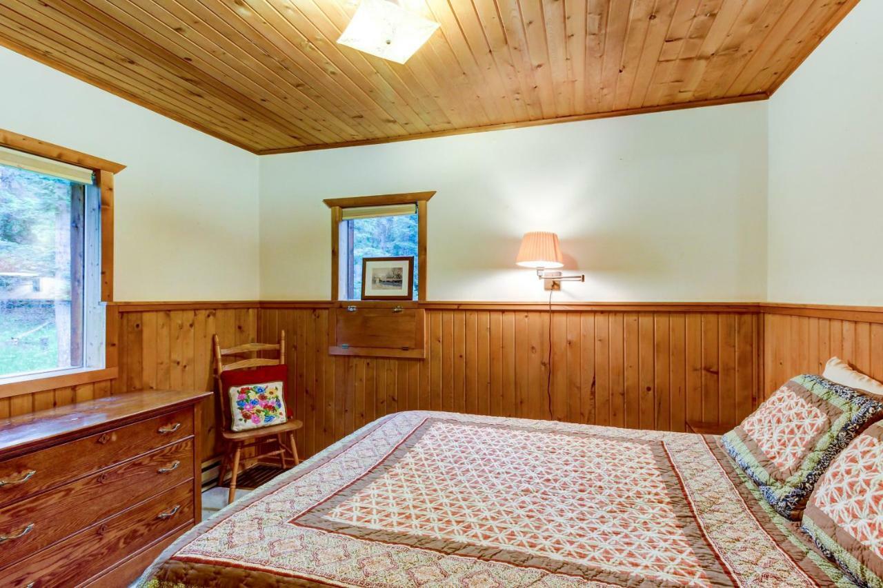 Foothill Cabin Creston Екстериор снимка